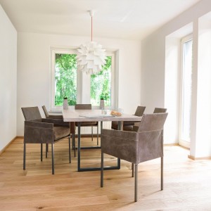  Bien choisir sa CHAISE, son TABOURET design: coque, bois, tissu, cuir, transparente et DURABLE