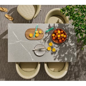 TABLE: c&eacute;ramique, bois, verre.. (durable et de qualit&eacute;)  - appart ou grand espace - services